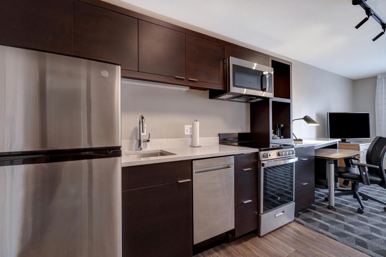 Towneplace Suites By Marriott Monroe Exterior photo